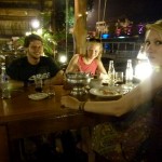 Mit Xenia und Steffen im Floating Restaurant in Kanchanaburi