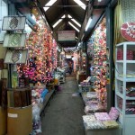 Gasse im Chatuchak- Markt