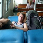 Philipp ganz entspannt auf der Fähre von Koh Phanang nach Phang-Nga