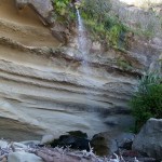 Eine Naturdusche aus der Felswand!