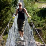 Nicole auf der längsten Hängebrücke Neuseelands.